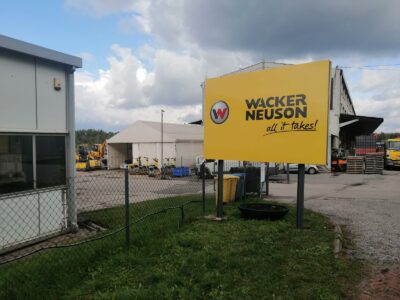 Tablice Reklamowe wolnostojące Warszawa